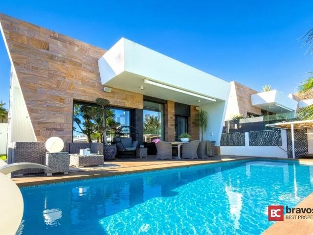 Casa en venta en Urbanització Golf Badia, Finestrat