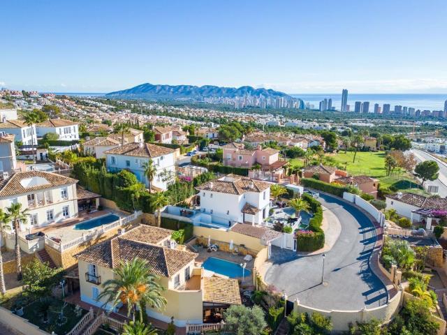 Casa en venta en Finestrat, Urbanització Golf Badia