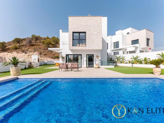 Casa en venta en la Marina Baixa, Valencia
