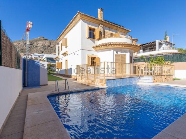 Casa en venta en Finestrat, Urbanització Golf Badia
