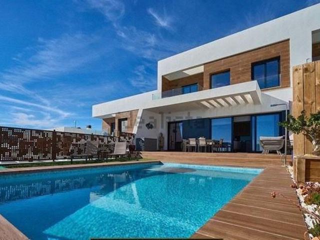 Casa en venta en la Marina Baixa, Valencia