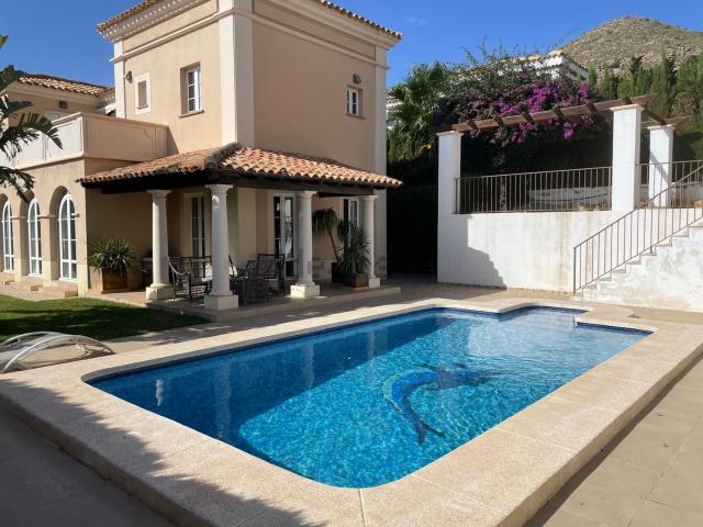 Casa en venta en Finestrat, Urbanització Golf Badia