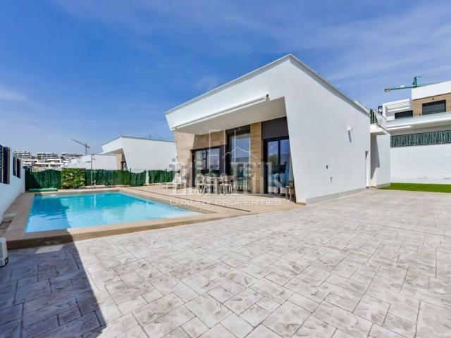 Casa en alquiler en la Marina Baixa, Valencia