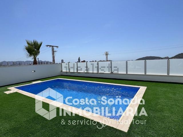 Casa en venta en Finestrat, Valencia