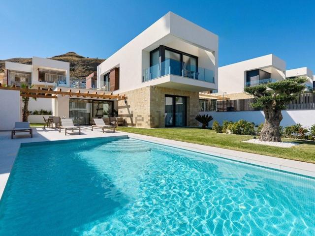 Casa en alquiler en la Marina Baixa, Valencia