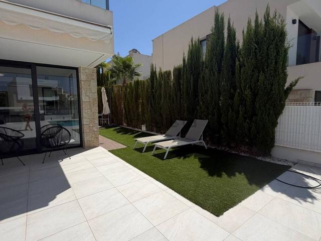 Casa en alquiler en la Marina Baixa, Valencia