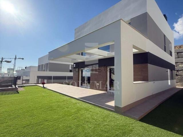 Casa en alquiler en la Marina Baixa, Valencia