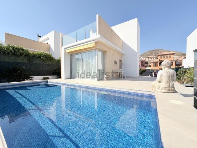 Casa en venta en la Marina Baixa, Valencia