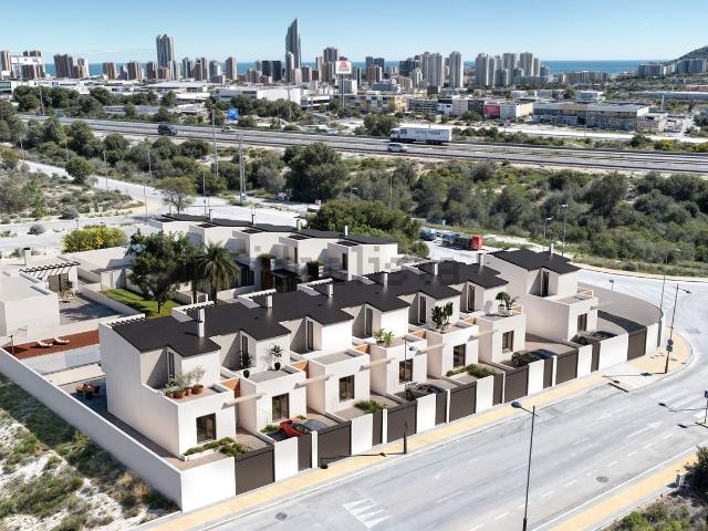 Casa en venta en Finestrat, Valencia