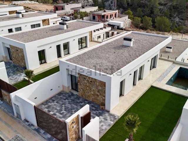 Casa en venta en Finestrat, Valencia