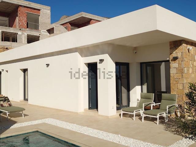 Casa en venta en Finestrat, Valencia