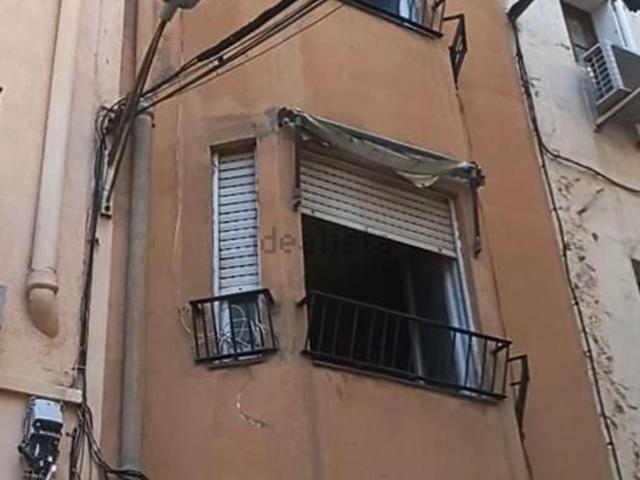 Casa en venta en Flix, Tarragona
