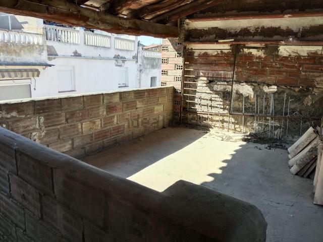 Casa en venta en Flix, Tarragona