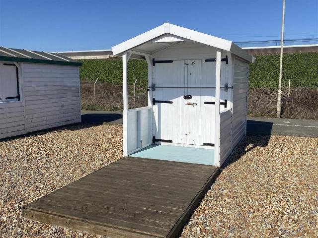 House for sale in Glyne Gap, Heathlands