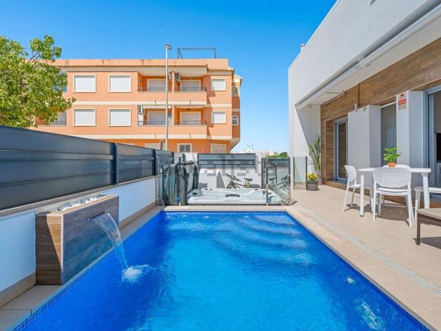 Casa en venta en el Baix Segura / La Vega Baja, Valencia