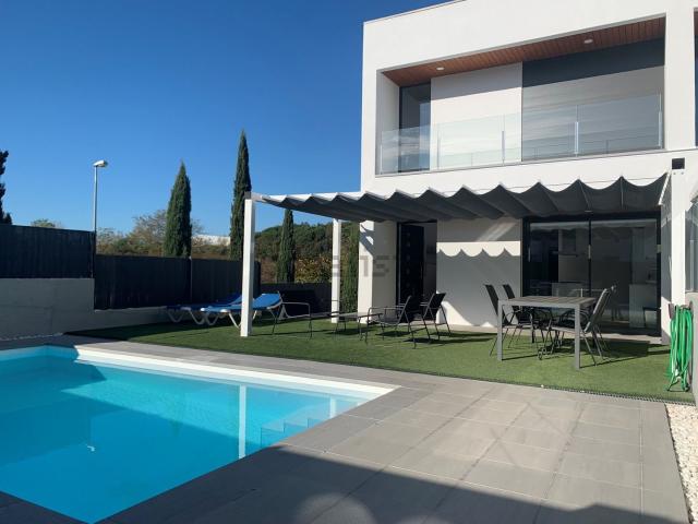 Casa en alquiler en Fornells De La Selva