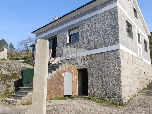 Casa en venta en Fornelos de Montes, Vigo