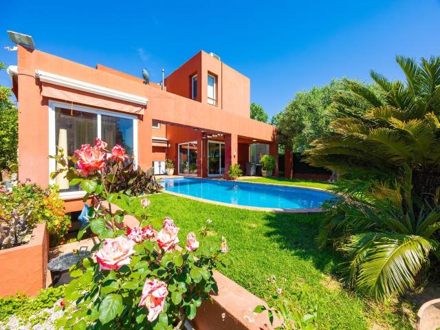 Casa en venta en Alt Empordà, Catalunya