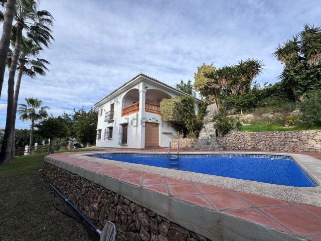 Casa en alquiler en Cortijos de San Rafael, La Axarquía
