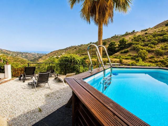 Casa en alquiler en La Axarquía, Andalucía