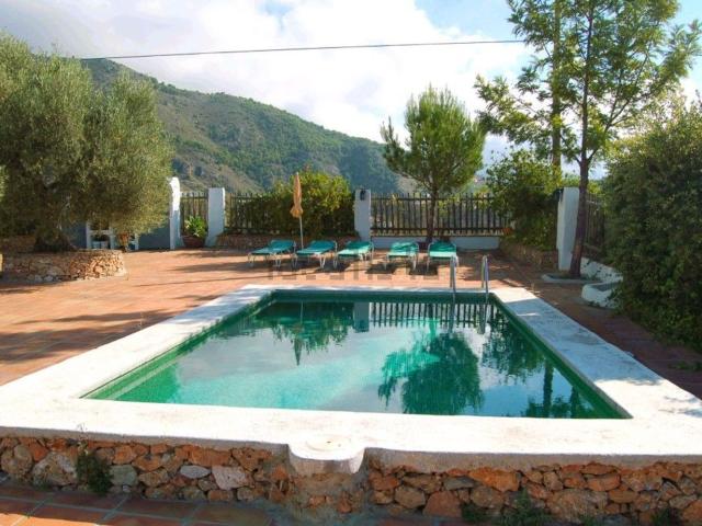 Casa en alquiler en La Axarquía, Andalucía