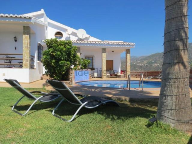 Casa en alquiler en La Axarquía, Andalucía