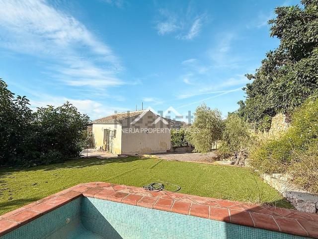 Casa en venta en La Axarquía, Andalucía