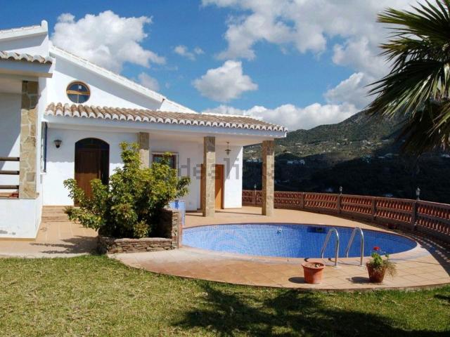 Casa en alquiler en La Axarquía, Andalucía
