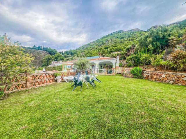 Casa en alquiler en La Axarquía, Andalucía