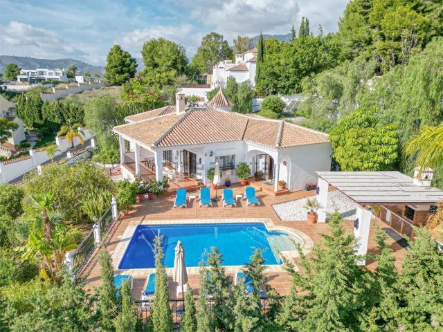 Casa en venta en Frigiliana, Cortijos de San Rafael