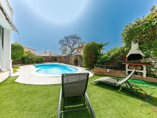 Casa en venta en Torreblanca, Costa del Sol Occidental