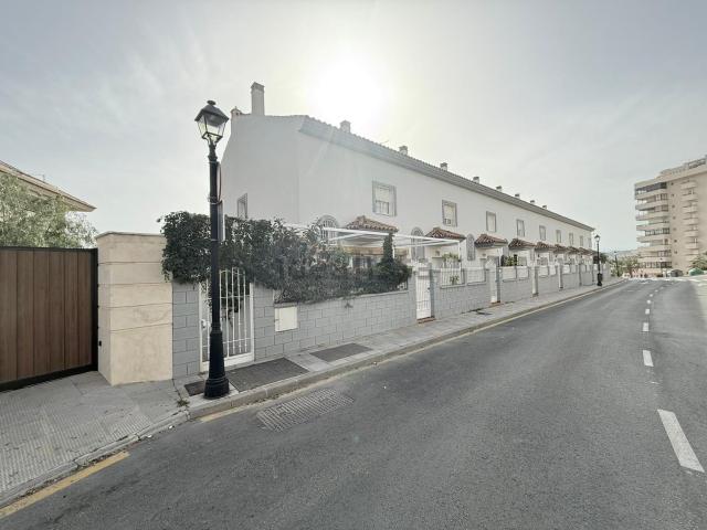 Casa en venta en Los Pacos, Costa del Sol Occidental
