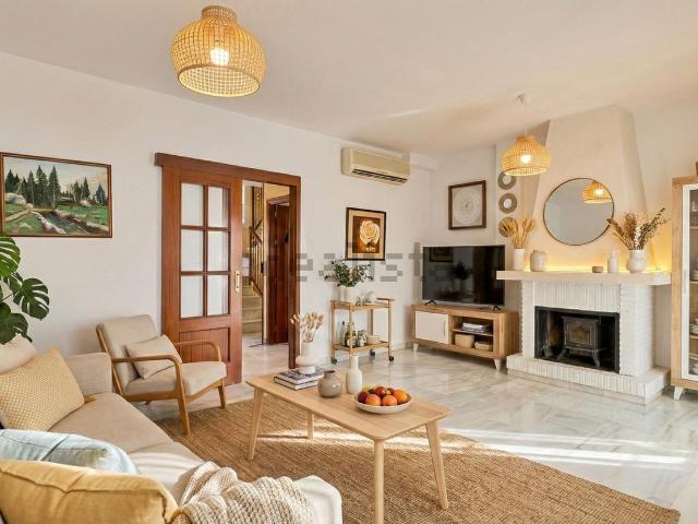 Casa en venta en Los Pacos, Costa del Sol Occidental