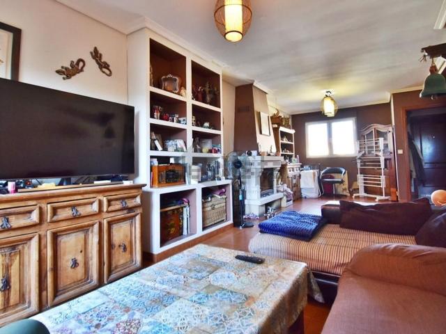 Casa en venta en Fuensaldaña