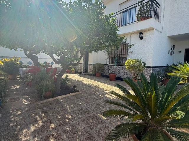 Casa en venta en Puerto de la Torre, Málaga-Costa del Sol