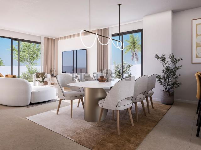 Casa en venta en Puerto de la Torre, Málaga-Costa del Sol