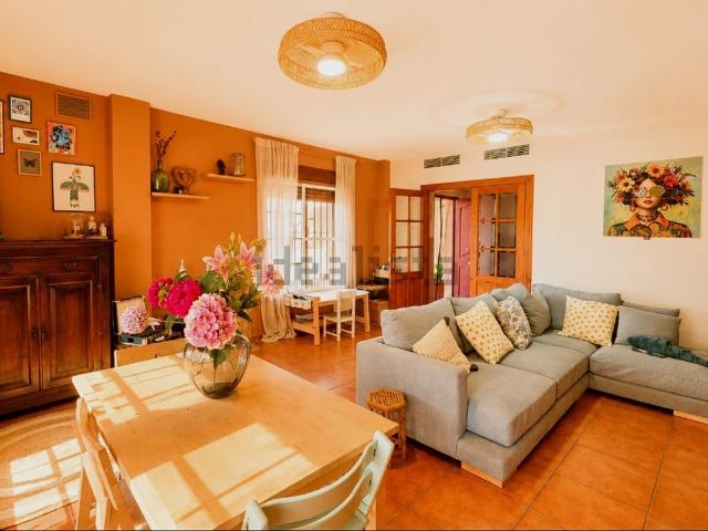 Casa en venta en Puerto de la Torre, Málaga-Costa del Sol