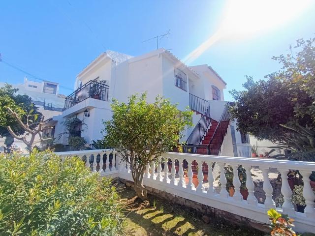 Casa en venta en Puerto de la Torre, Málaga-Costa del Sol