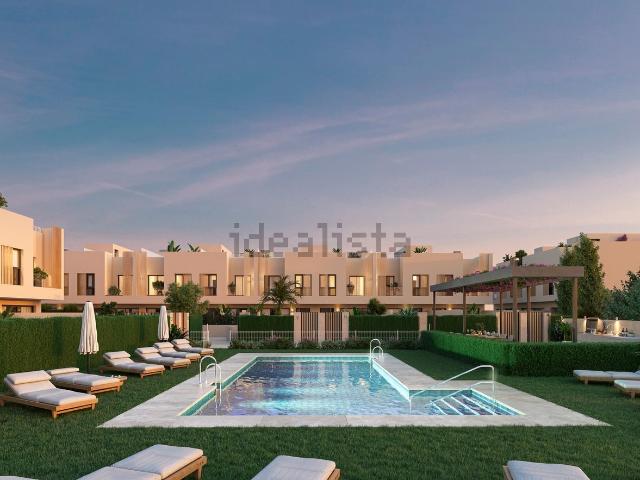 Casa en venta en Puerto de la Torre, Málaga-Costa del Sol