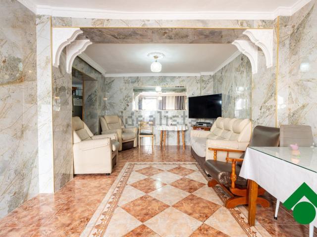 Casa en venta en Fuente Vaqueros, Granada