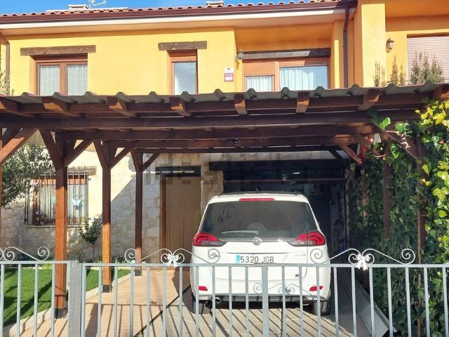 Casa en venta en Fuentelcésped