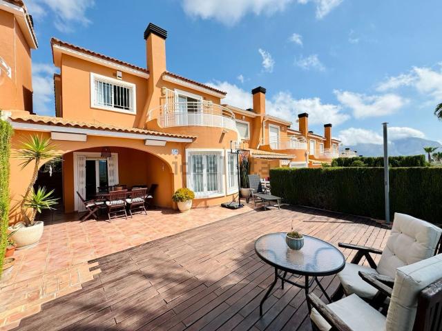 Casa en alquiler en Gata De Gorgos, Urbanització Gata Residencial