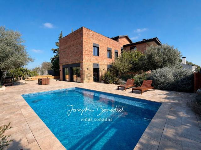 Casa en venta en Bruguers, Baix Llobregat