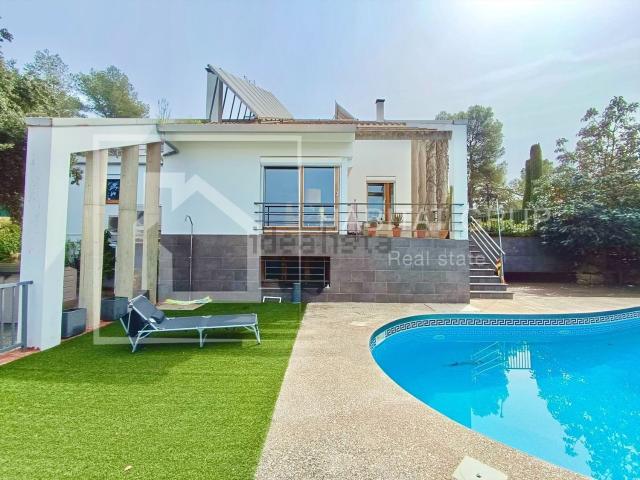 Casa en venta en Montjuïc, Gironès