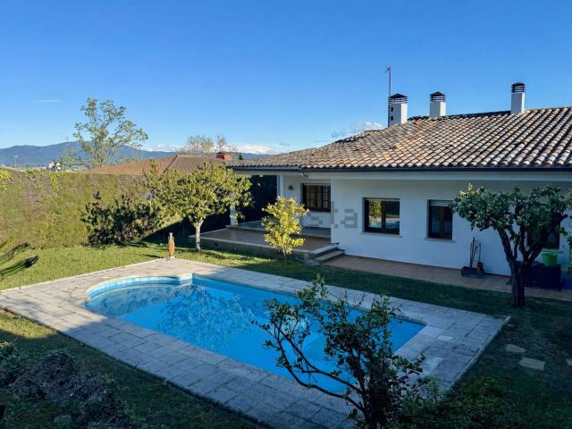 Casa en venta en Montilivi, Gironès