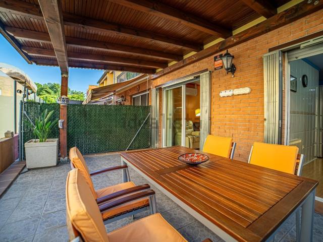 Casa en venta en Domeny, Gironès