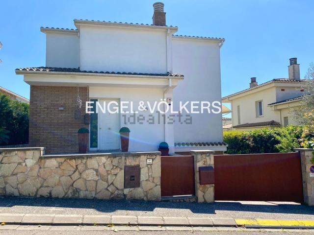 Casa en venta en Montilivi, Gironès