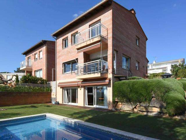 Casa en alquiler en Montjuïc, Girona