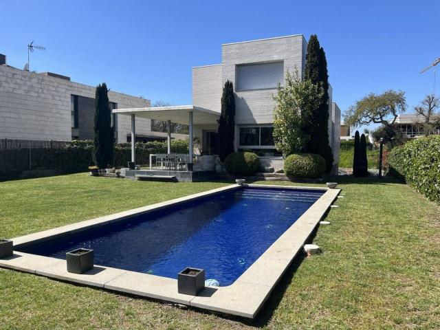 Casa en venta en Palau, Gironès