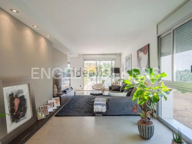 Casa en venta en Palau, Gironès